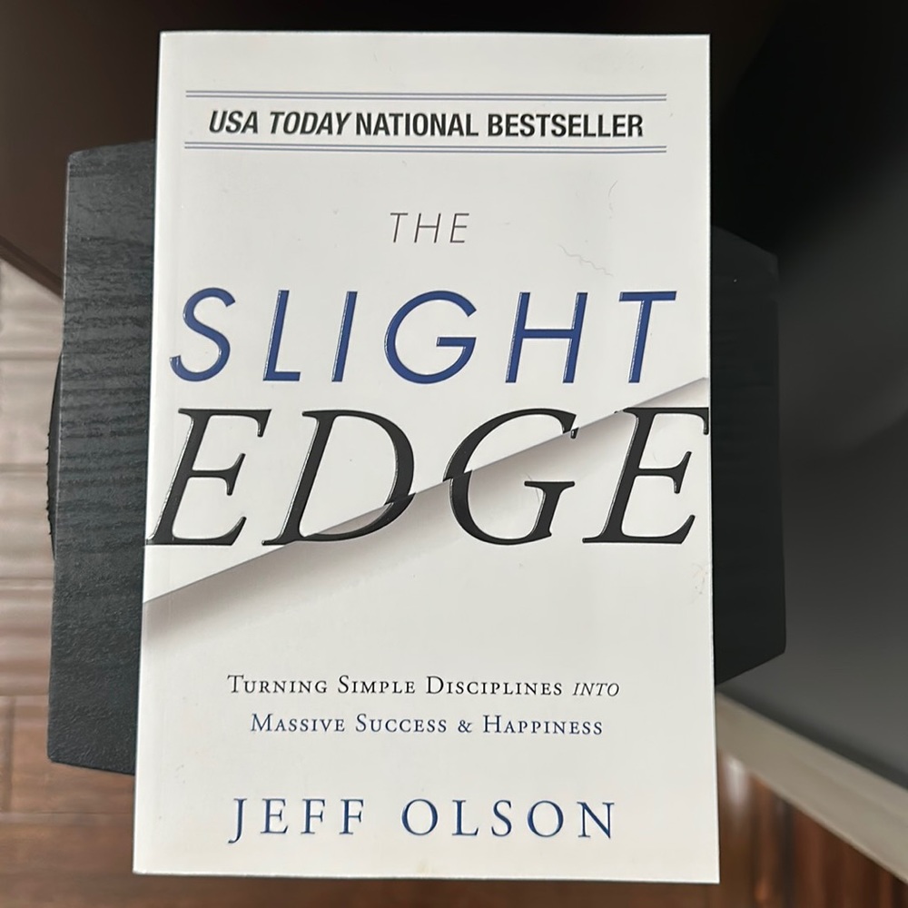 THE SLIGHT EDGE by Jeff Olson paperback book NWOT